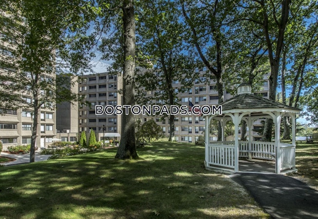 Worcester - $2,100+ /mo