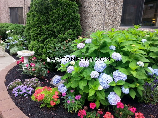 Worcester - $2,100+ /mo