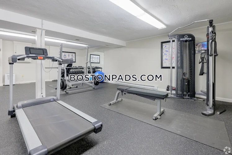 Farm Rd., Marlborough