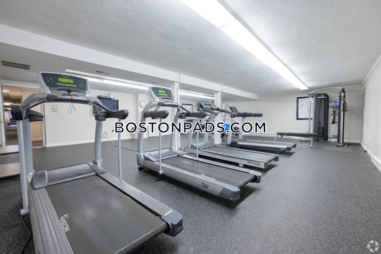 Farm Rd., Marlborough