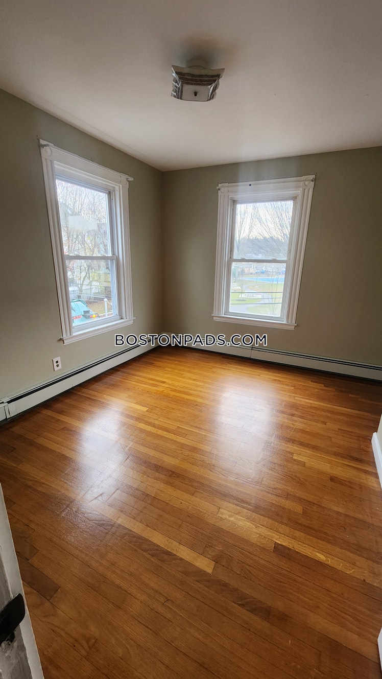 High Street Place, Brookline