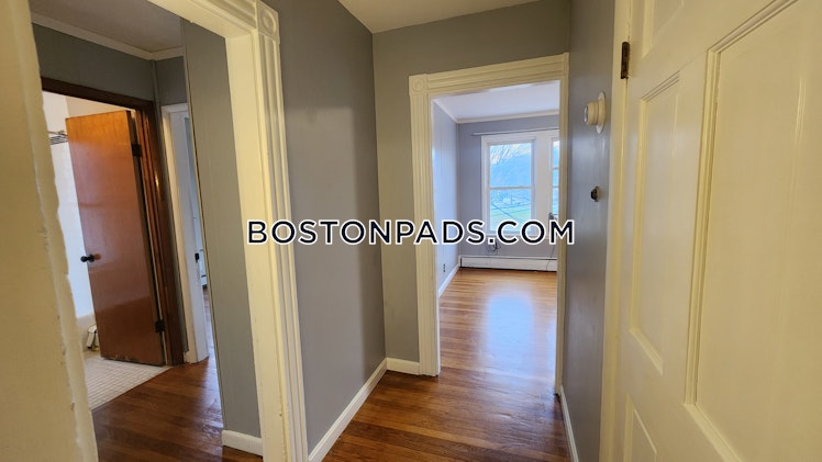 High Street Place, Brookline