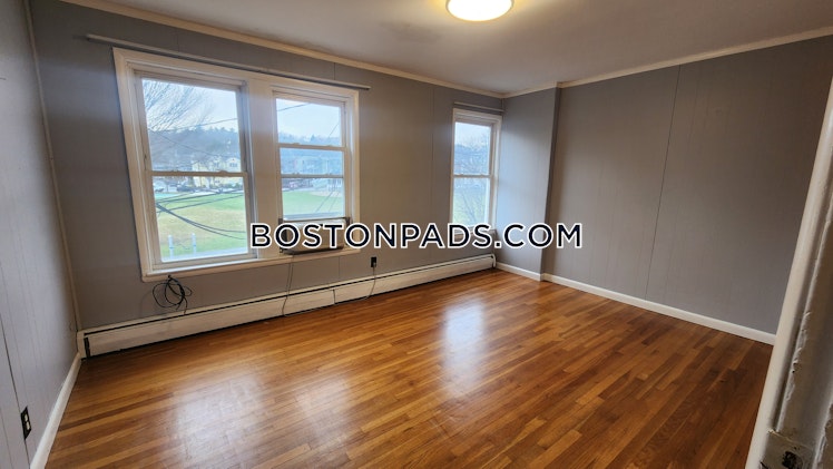 High Street Place, Brookline