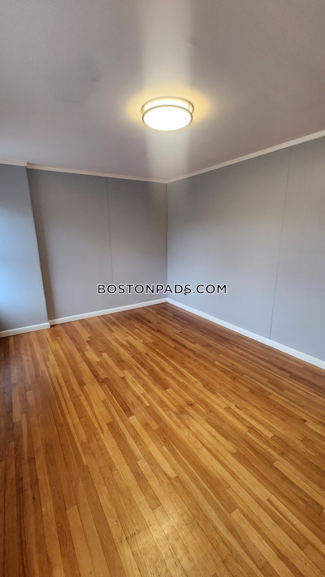 Brookline - $2,900+ /mo