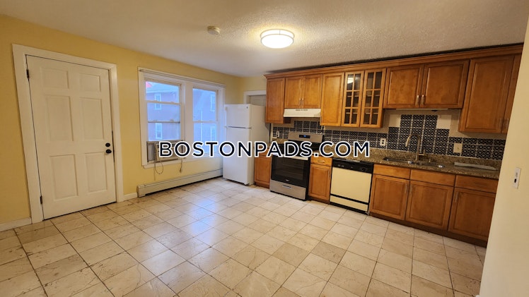 High Street Place, Brookline