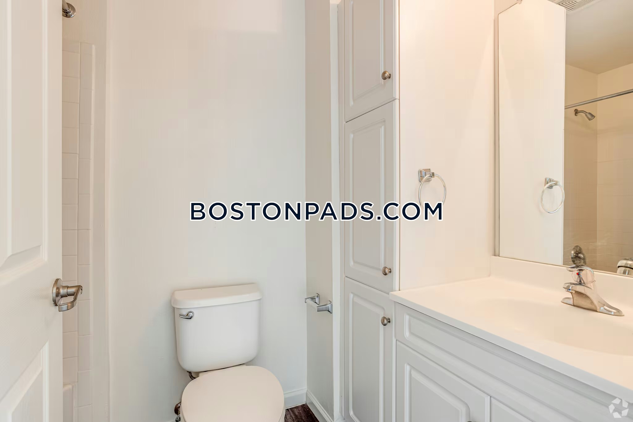 Shrewsbury - 2 Beds, 2.5 Baths