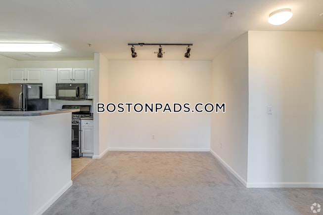 Shrewsbury - $2,842+ /mo