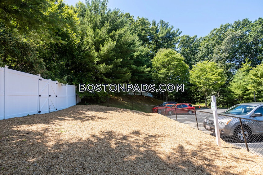 Shrewsbury - $2,622+ /month