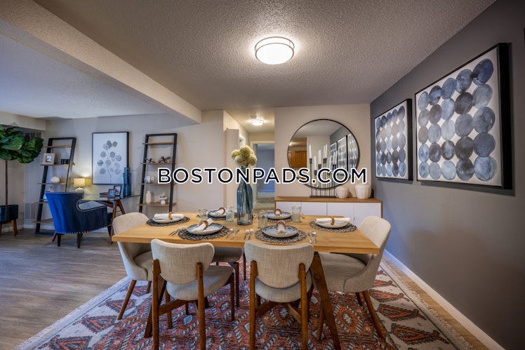 Rolling Green Dr., Milford