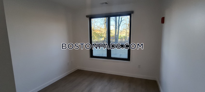Boston - $2,700+ /month