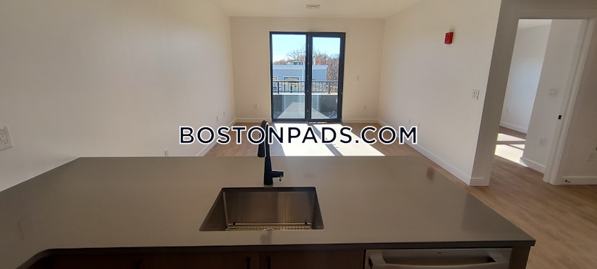 Boston - $2,800+ /month