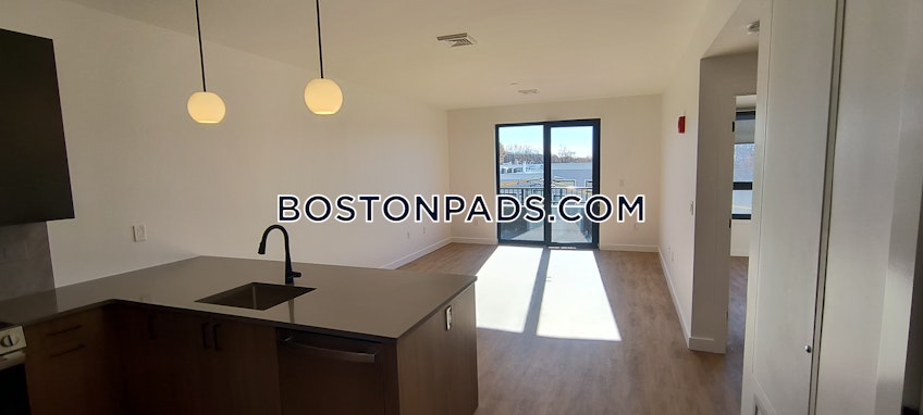 Boston - $2,800+ /month