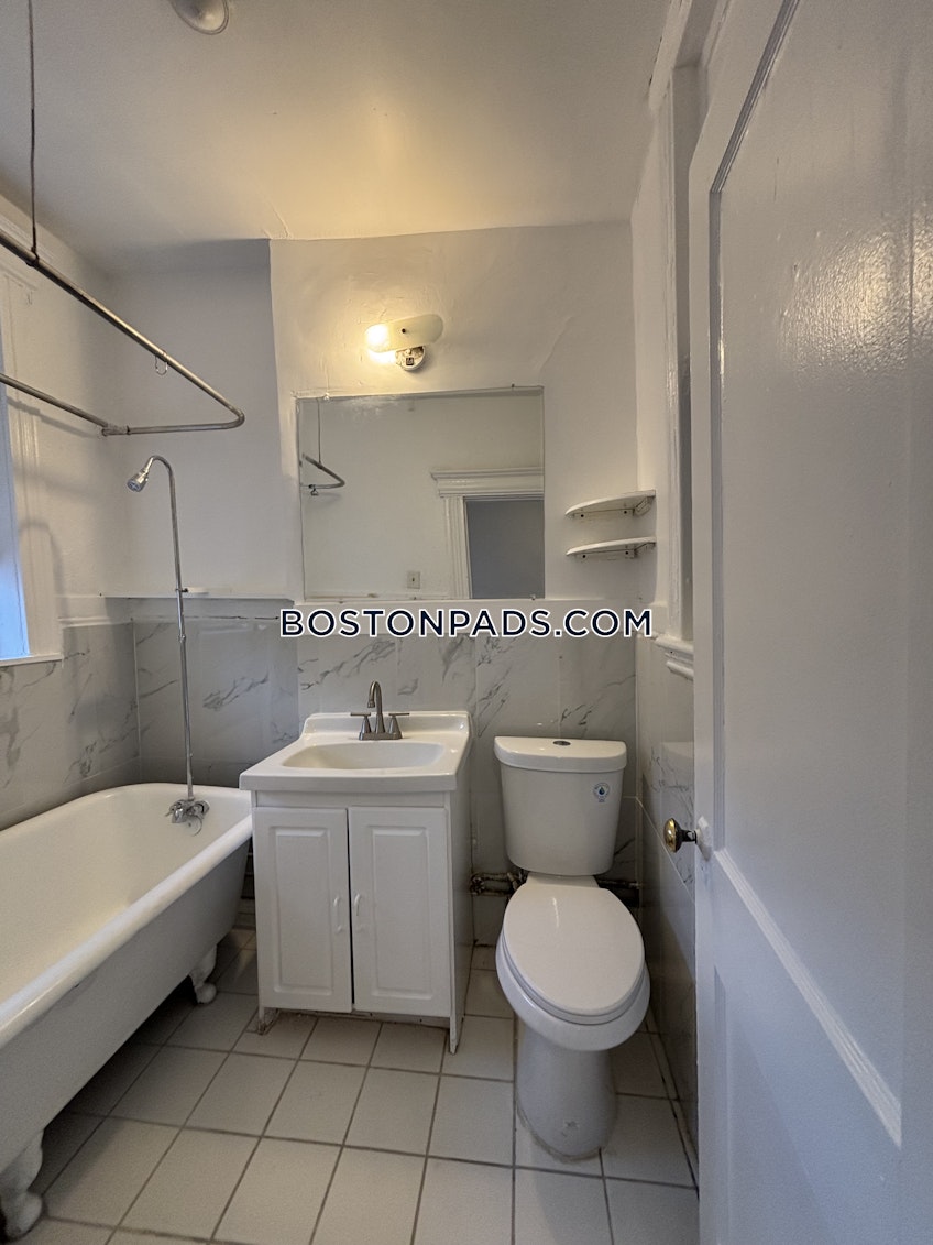 Boston - $2,500+ /month