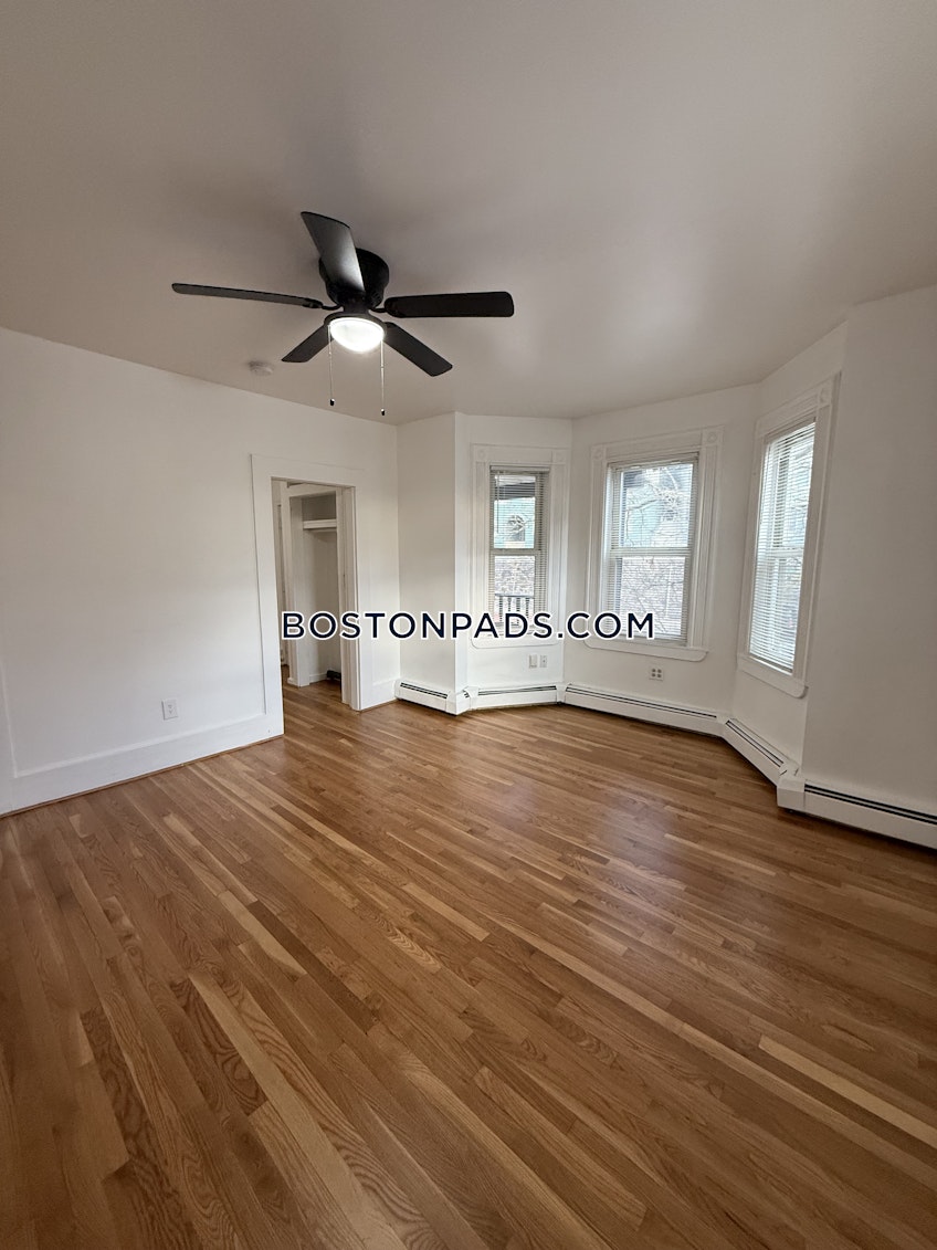 Boston - $3,300+ /month