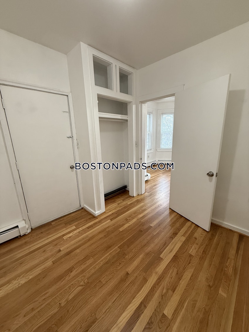 Boston - $3,300+ /month
