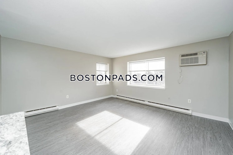 Edbert St., Chicopee