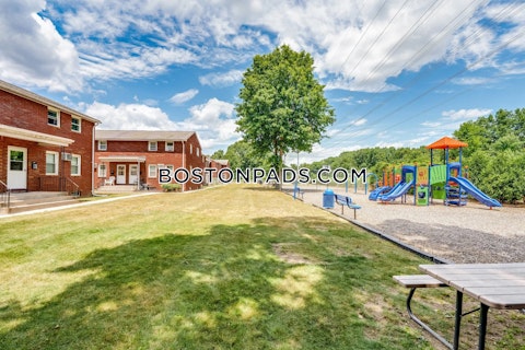 Granby Rd. Chicopee photo 6