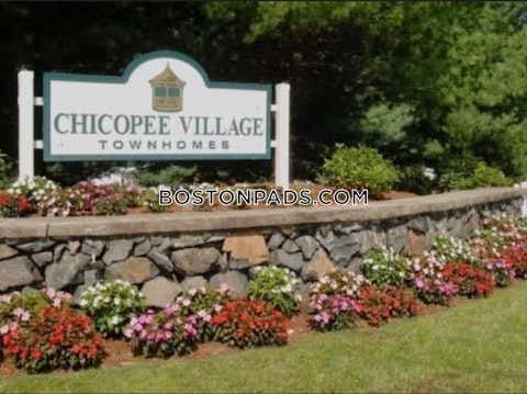 Eastern Dr. Chicopee photo 11