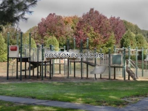 Eastern Dr. Chicopee photo 4