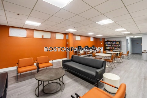 Wells St. Greenfield photo 4