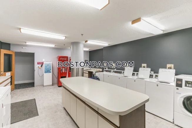 Greenfield - $1,870+ /mo