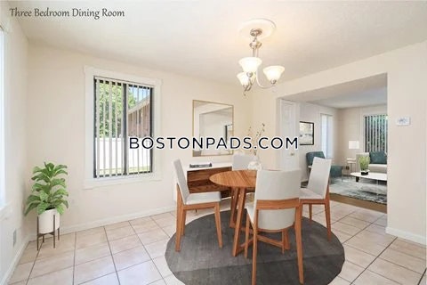 Northampton - $2,058