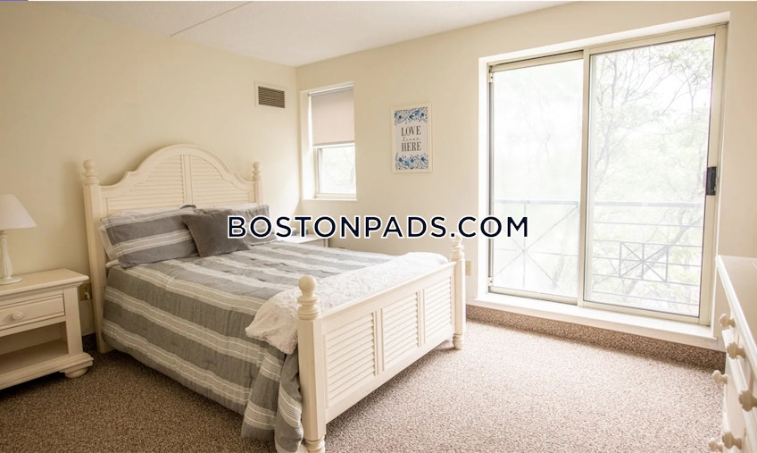 Northampton - $2,300+ /month