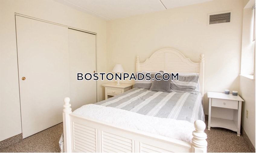 Northampton - $2,300+ /month