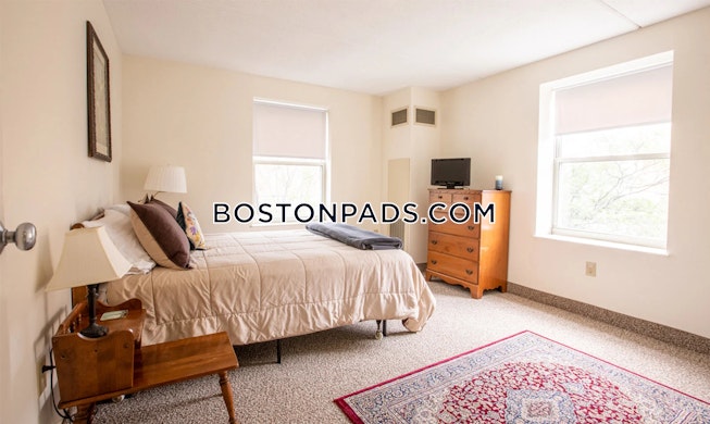 Northampton - $2,300+ /mo