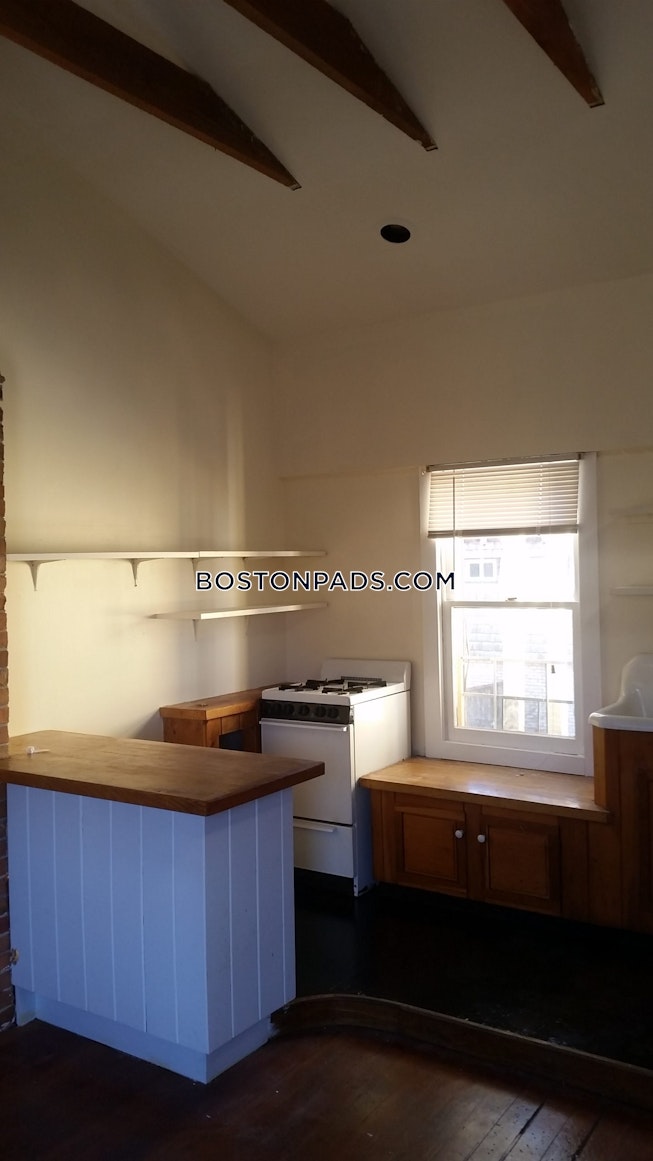 Northampton - $1,650+ /mo