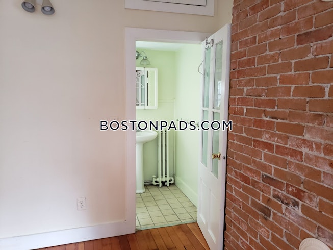 Northampton - $1,650+ /mo
