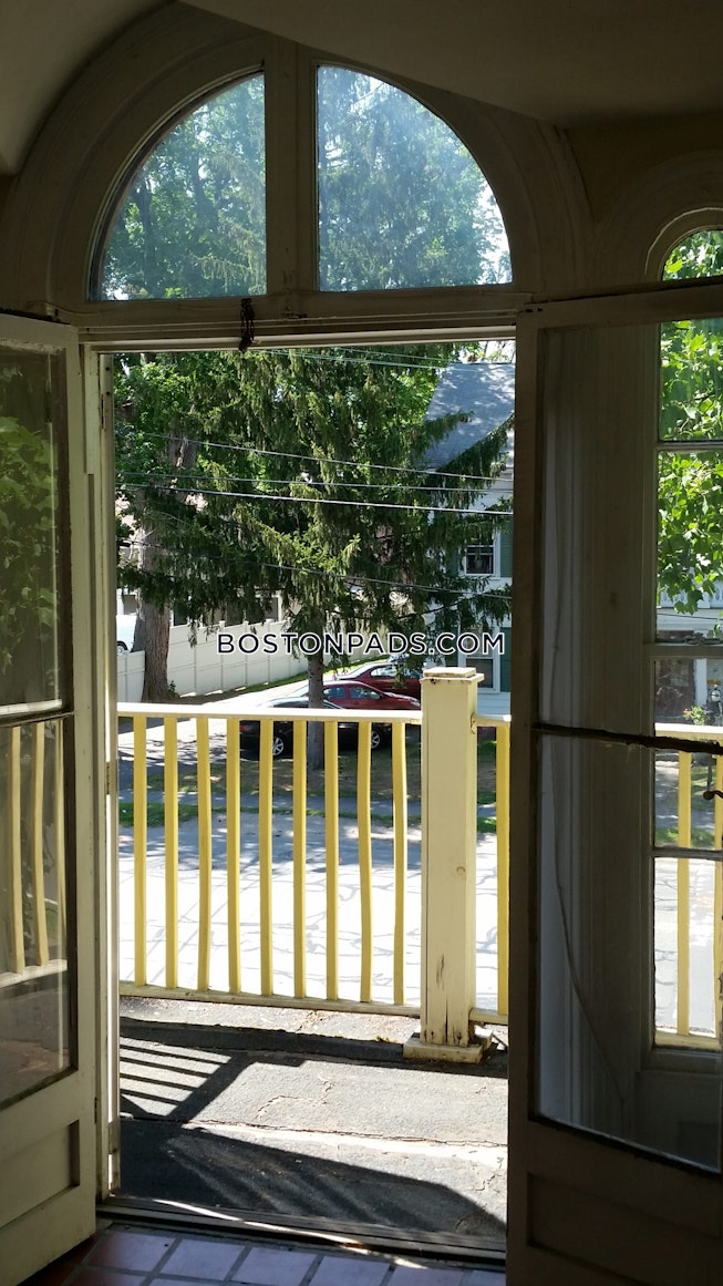 Northampton - $2,400+ /mo