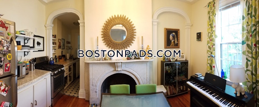 Northampton - $2,400+ /month