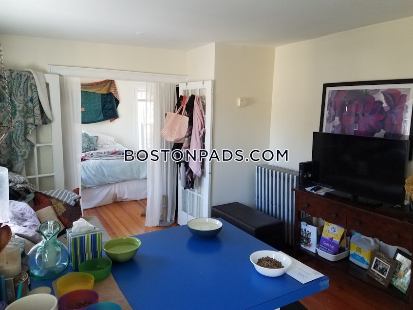 Northampton - $2,340+ /month