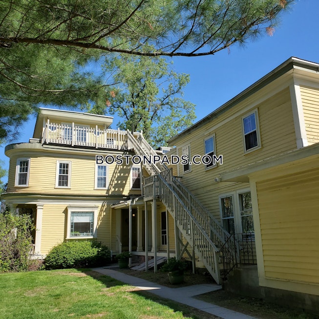 Northampton - $2,400+ /mo