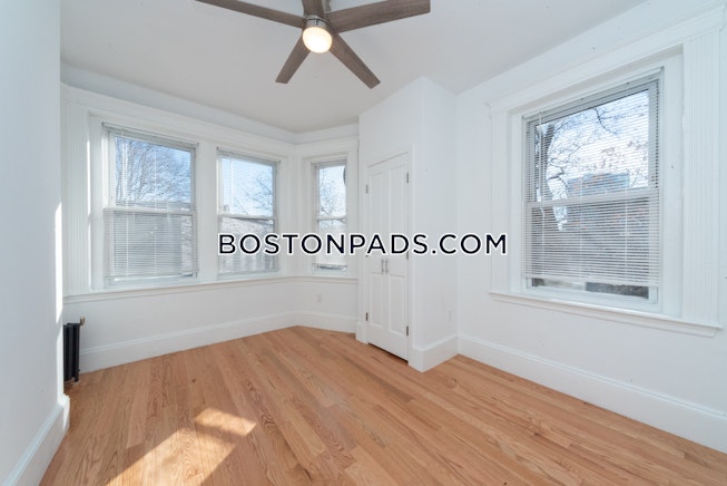 Boston - $4,050+ /mo
