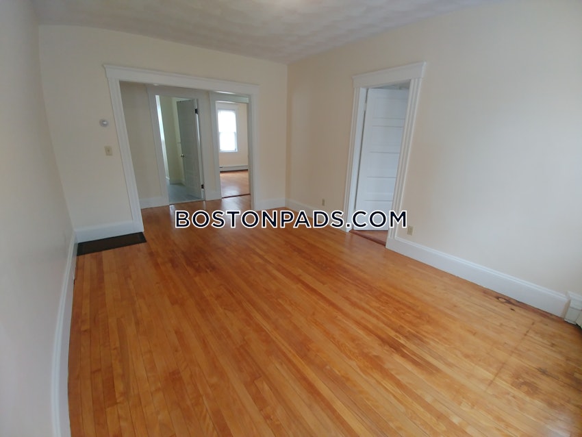 WALTHAM - 2 Beds, 1 Bath - Image 7