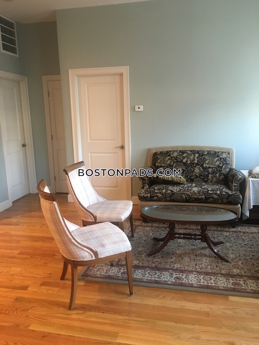 WALTHAM - 3 Beds, 1 Bath - Image 1