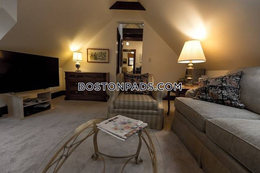 WALTHAM - 1 Bed, 1 Bath - Image 4