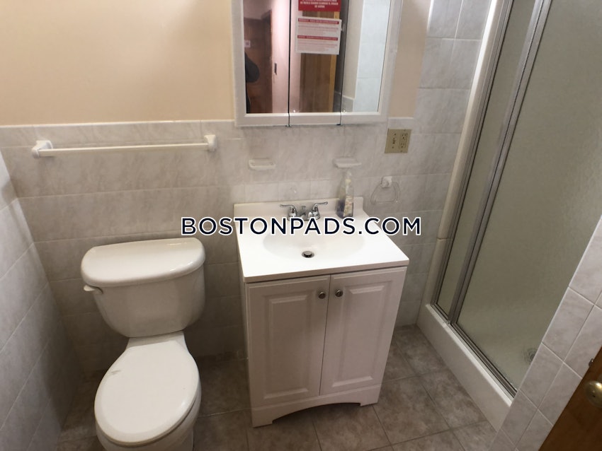 WALTHAM - 1 Bed, 1 Bath - Image 2