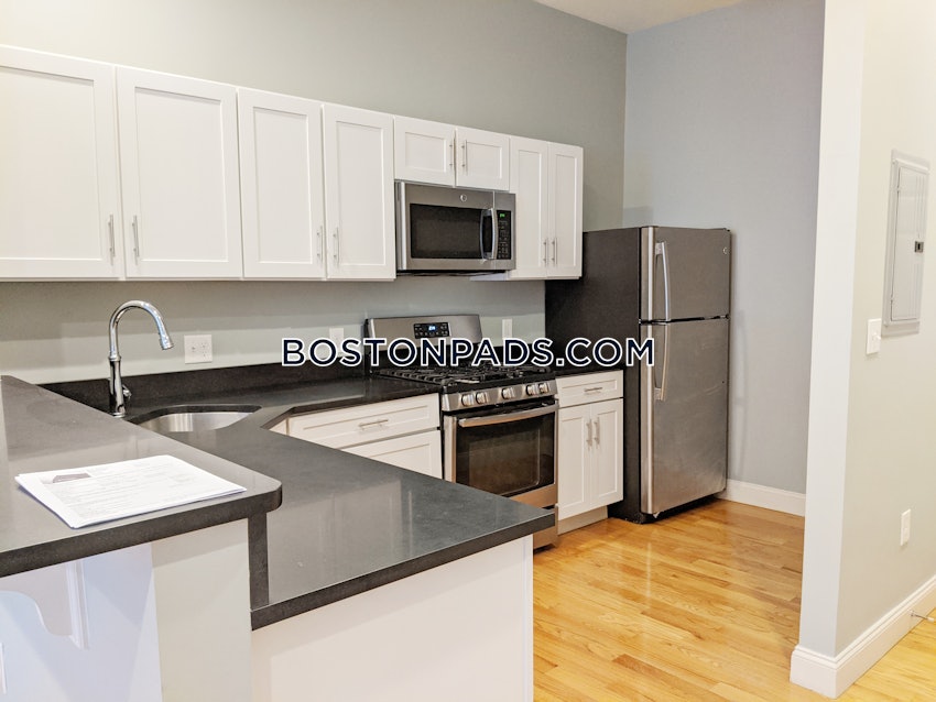 WALTHAM - 1 Bed, 1 Bath - Image 4