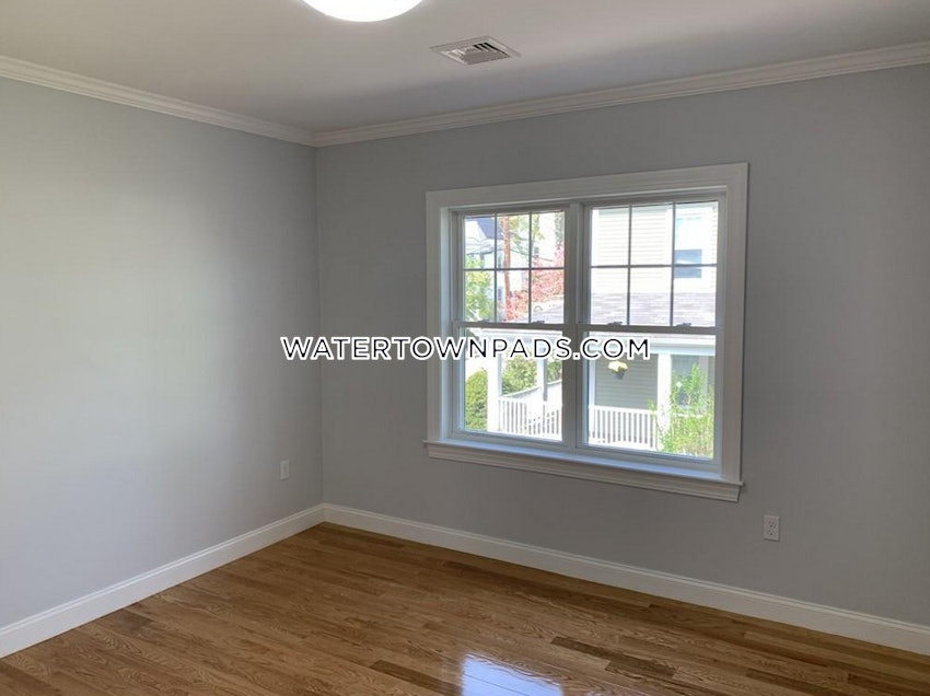 WATERTOWN - 2 Beds, 2 Baths - Image 9